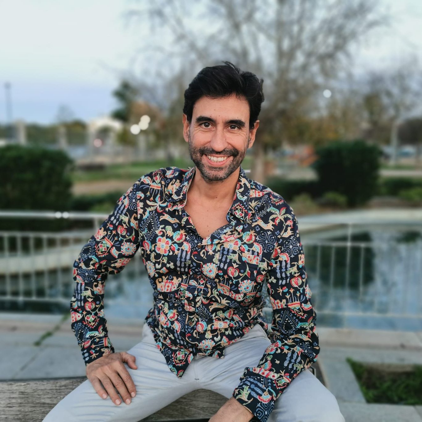 Contratar mago en Sevilla Contratar mago en Sevilla